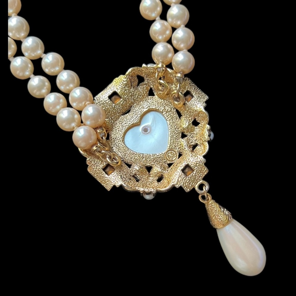 ✨Stunning Pearl Heart Necklace with Crystals Signed Alfred Sung - Picture 3 of 6